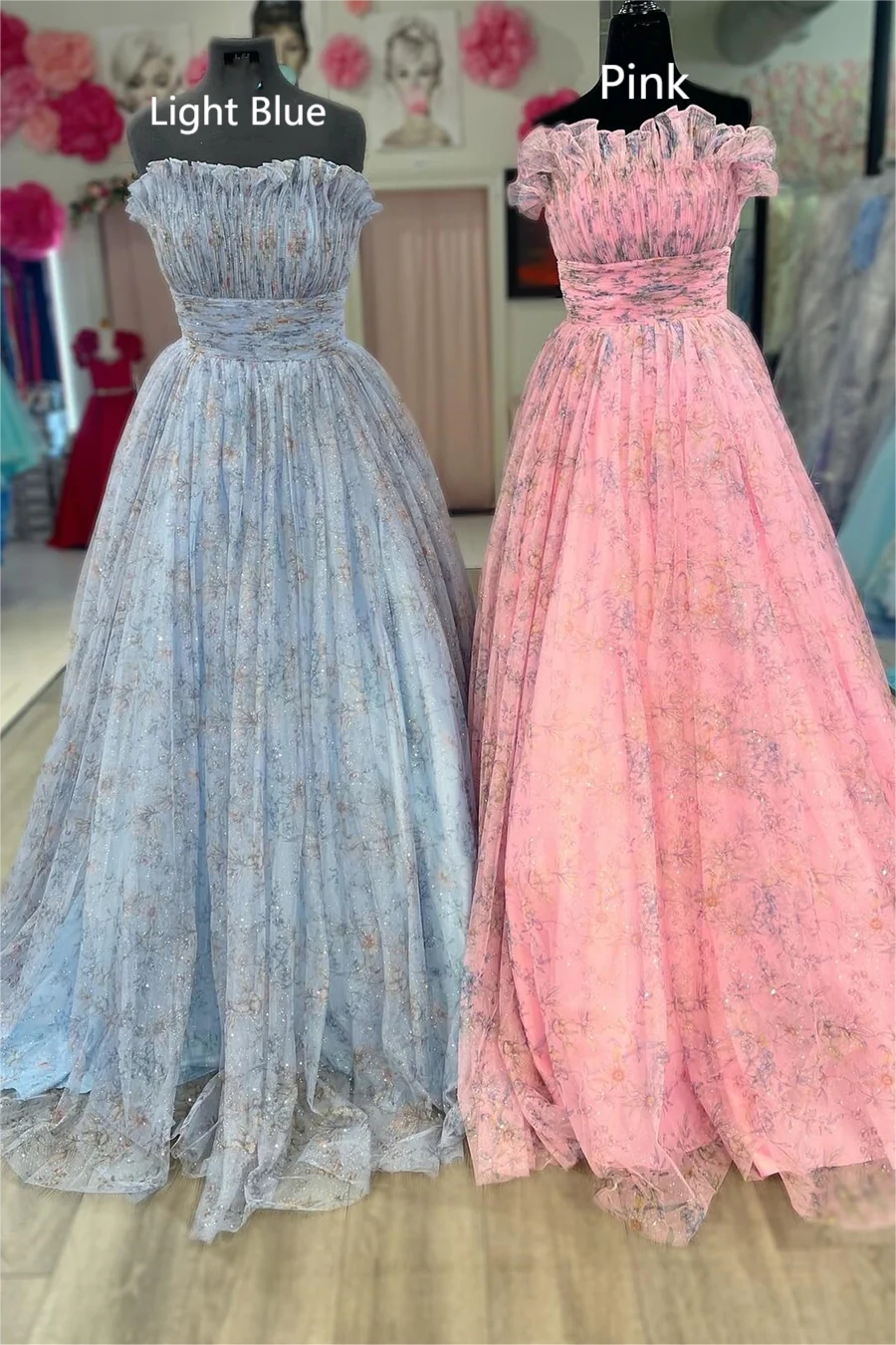 Vestido de fiesta largo con volantes, sin tirantes y estampado en forma de A